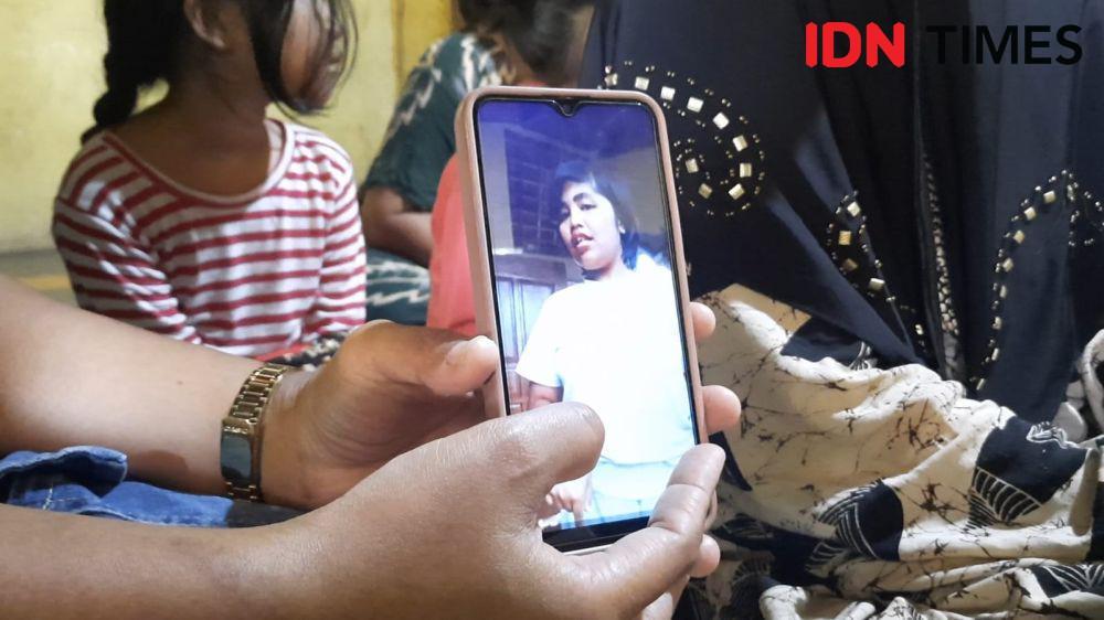 Foto Ilut Apriliani yang hilang di kawasan hutan jati Desa Lembeyan Wetan. IDN Times/ Riyanto.