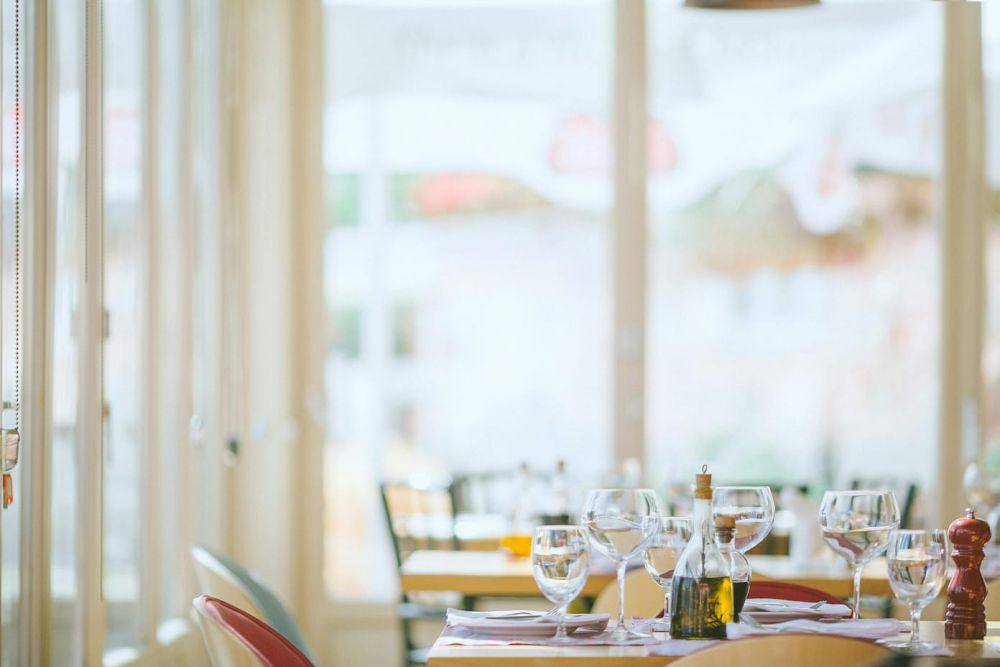 Ilustrasi restoran (pexels.com/Maria Orlova)