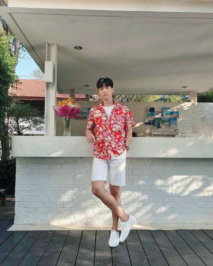 styling short pants ala Neng Sarun (Instagram.com/nengnn)