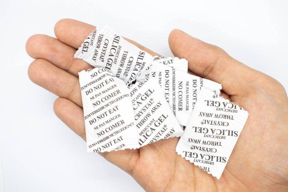 ilustrasi silica gel (vecteezy.com/kiki candra)