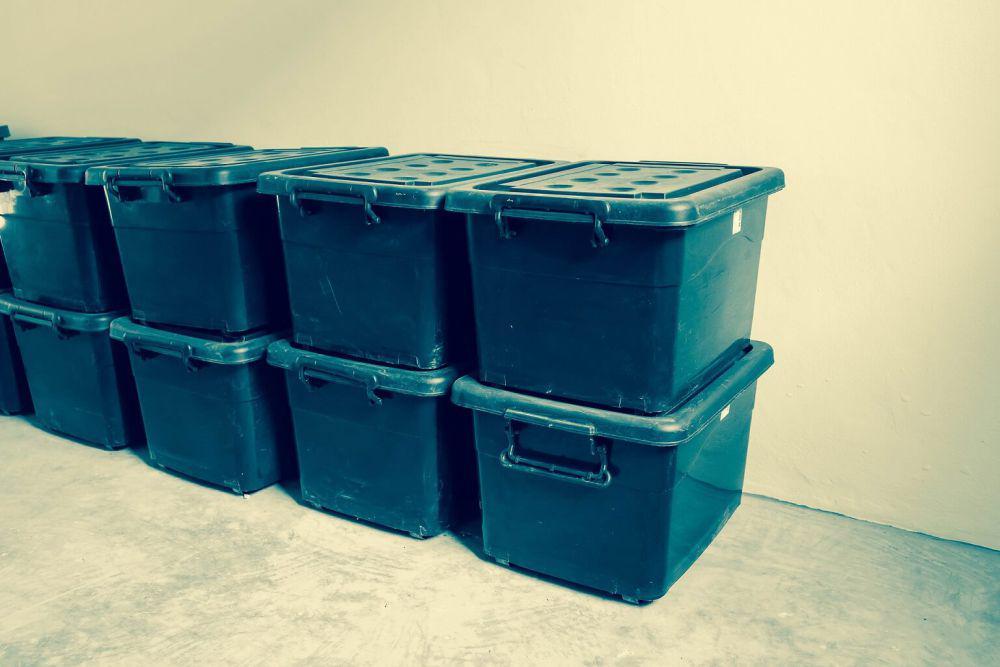 Ingin Rumah Rapi? Jangan Simpan 7 Benda Ini di Box Plastik!