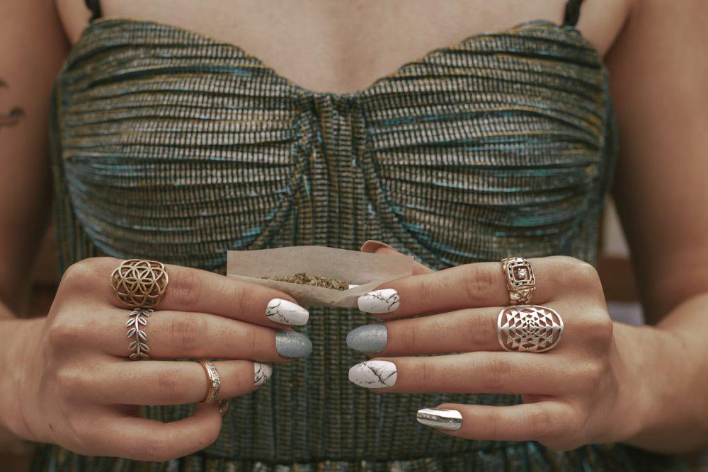 ilustrasi press on nails (unsplash.com/Alexis Zacharko)