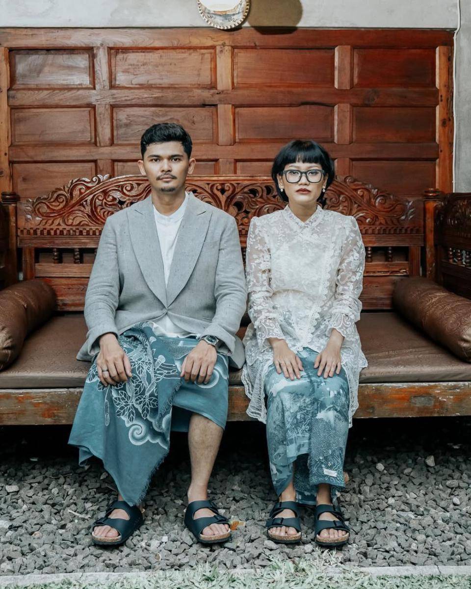 potret Aci Resti dan suami (instagram.com/aciresti)