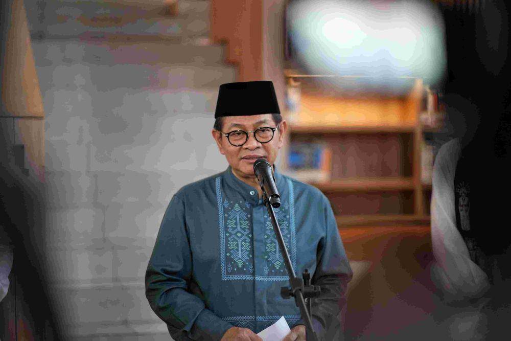 Intruksikan sistem penjagaan tiga shift untuk maksimalkan pelayanan kepada pengunjung (jakarta.go.id)