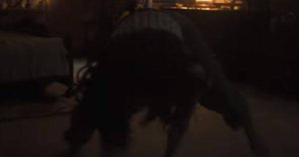 Sosok perempuan tiba-tiba mengejar Lorriane - The Conjuring: Last Rites