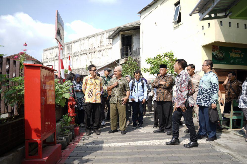 Peninjauan Ruang Terbuka Publik (RTP) Gatotkaca Mrican, Caturtunggal Depok Sleman, Jumat (9/5/2025). (Dok. Istimewa)