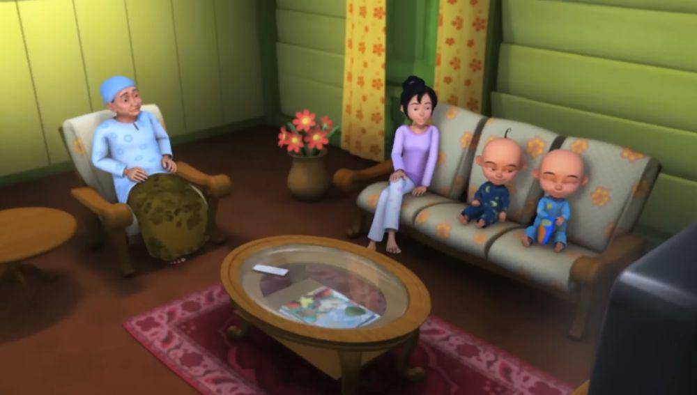 Upin, Ipin, Kak Ros, dan Opah berkumpul di ruang keluarga (youtube.com/Les' Copaque Production)