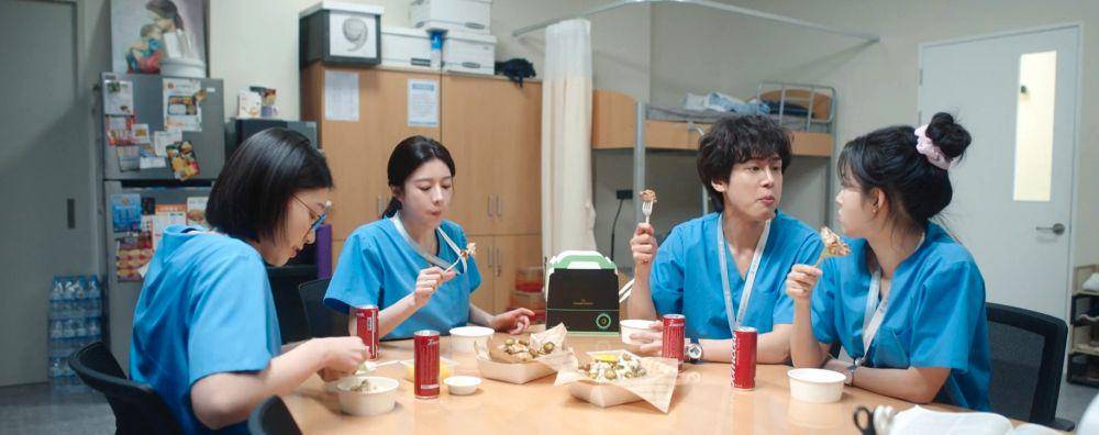 Cuplikan drama Resident Playbook (dok. tvN/Resident Playbook)
