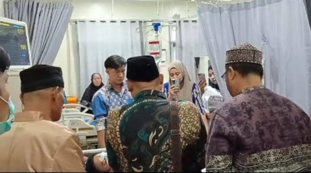Prosesi akad nikah korban pembacokan di RSUD Bari Palembang. (Dok. Istimewa)