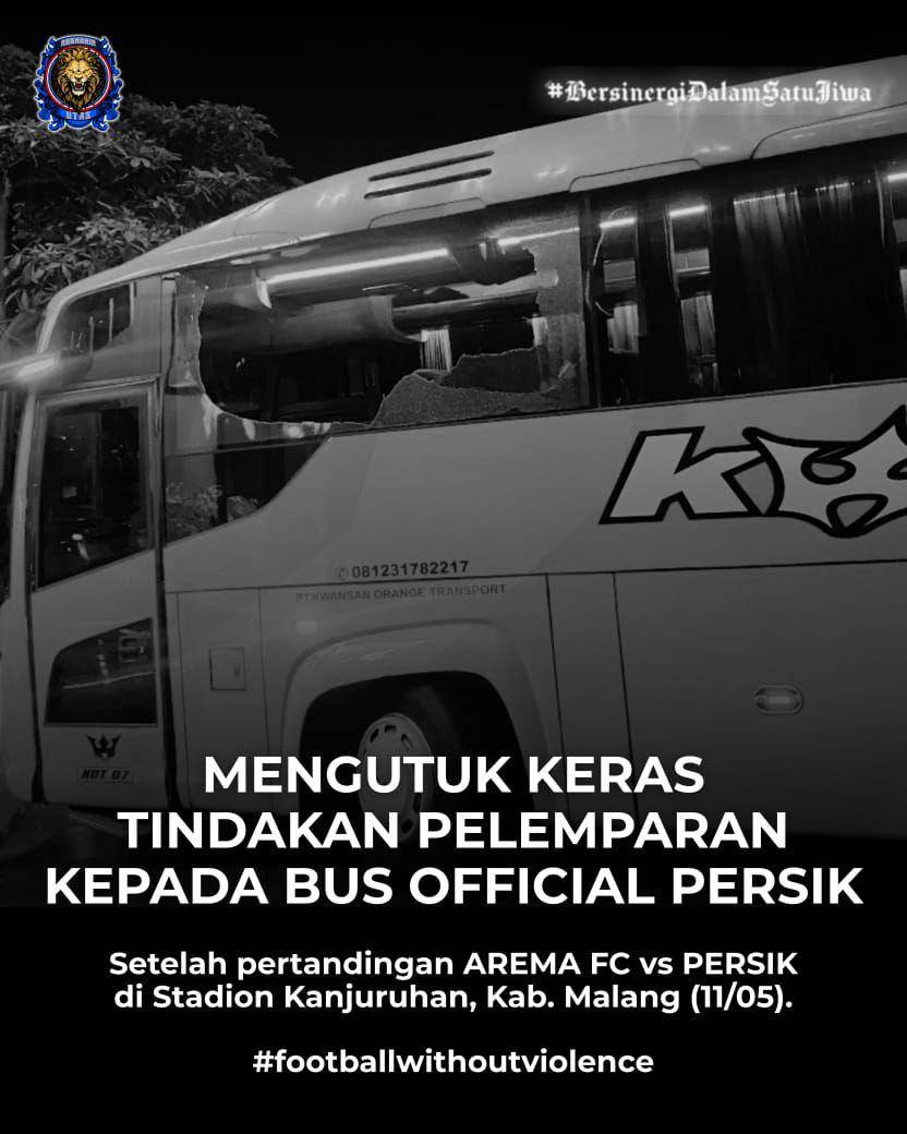 Bus Persik Kediri yang mengalami pengerusakan usai laga di Stadion Kanjuruhan. (IDN Times/Istimewa)