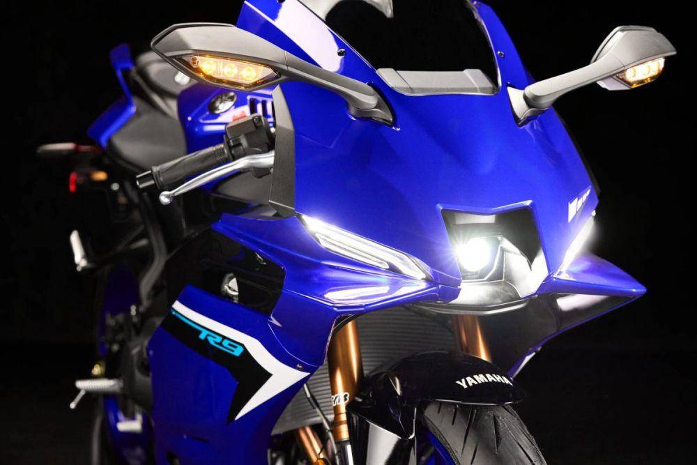 Ilustrasi lampu depan LED Motor Yamaha YZF-R9 (yamahamotorsports.com)