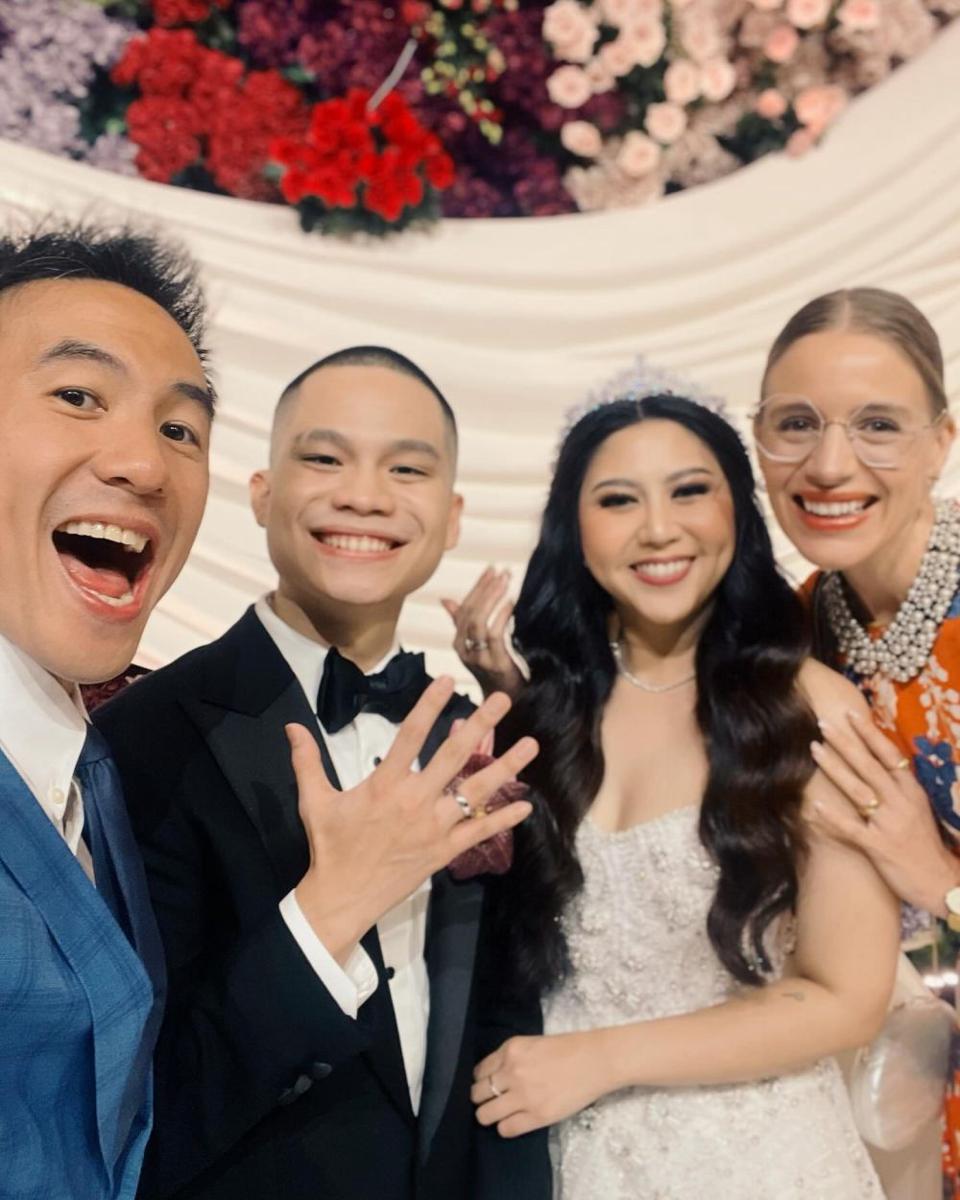 tamu artis di resepsi Cellos (instagram.com/vjdaniel)