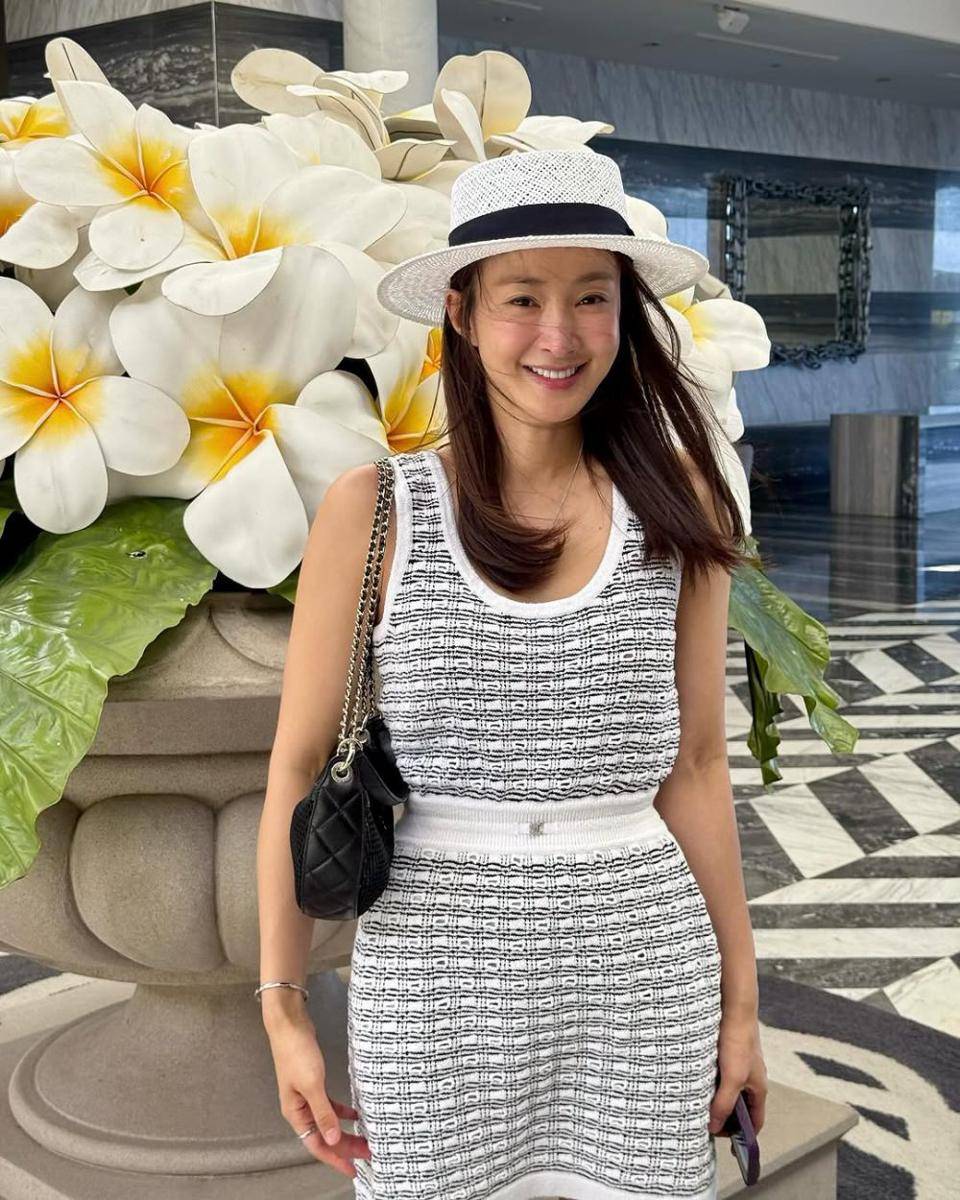 Lee Si Young (instagram.com/leesiyoung)