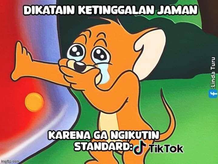 Meme kocak orang normal vs gen Z (instagram.com/javanese.shitposting.meme)