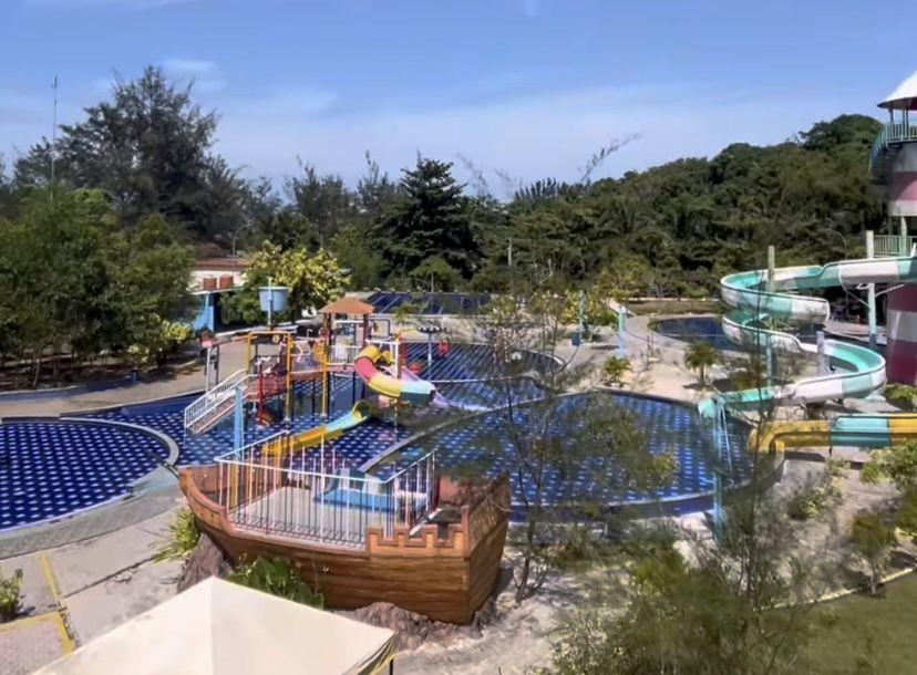 3 Spot Berenang di Pangkalpinang, Ada Snow Blast Nih!