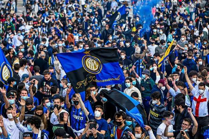 Simone Inzaghi Resmi Tinggalkan Inter Milan