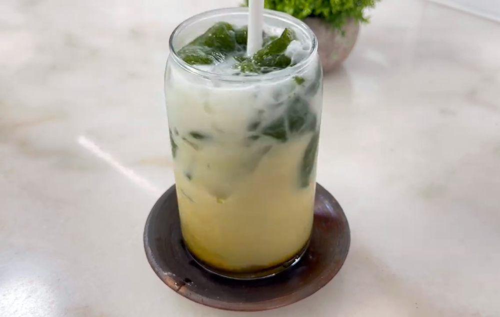 Resep Es Cincau Daun Gula Merah yang Legit dan Sehat