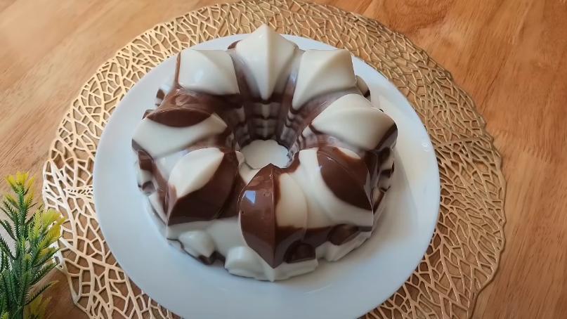 Resep Kue Hunkwe Santan Cokelat yang Manis Lembutnya Memikat