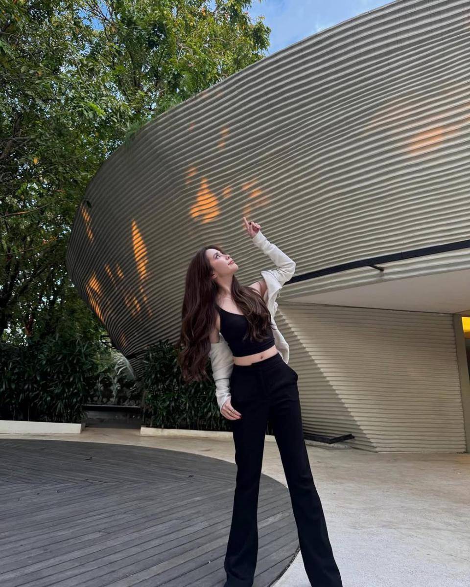 Inspirasi OOTD ala Agatha Chelsea (instagram.com/agatha_chelsea)