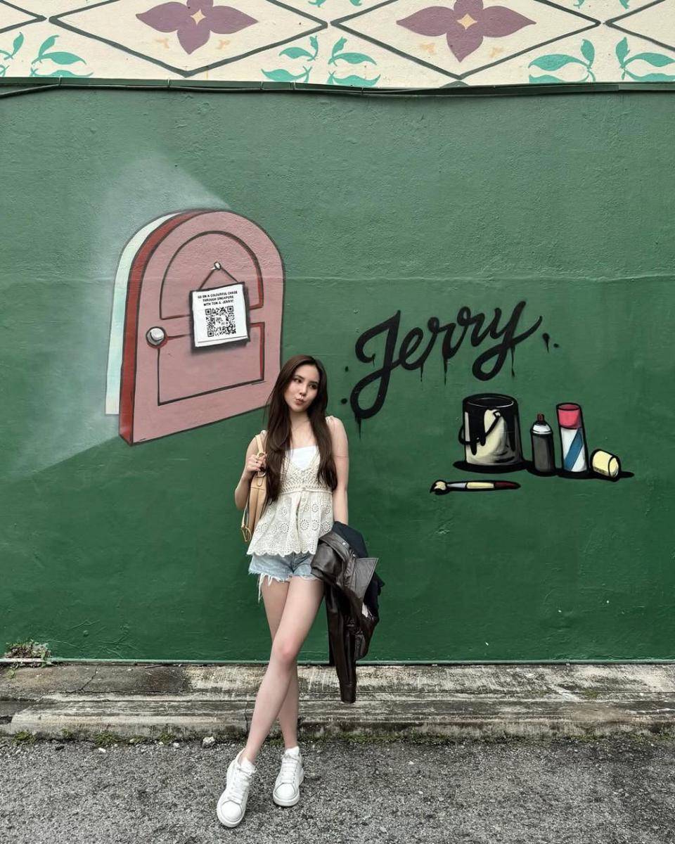 Inspirasi OOTD ala Agatha Chelsea (instagram.com/agatha_chelsea)