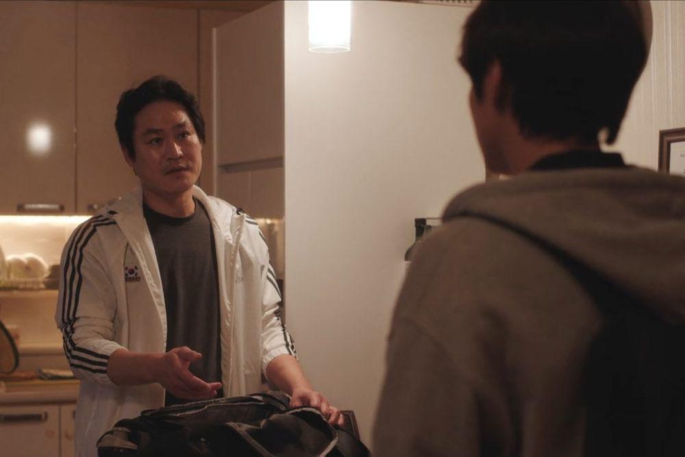 Kenapa Ayah Yeon Si Eun Tak Muncul Lagi di Weak Hero Class 2?
