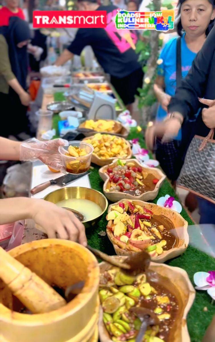 Festival Kuliner Lampung Rasa Bangkok di Transmart Bandar Lampung (Instagram/roadshowkulinerviralindonesia)