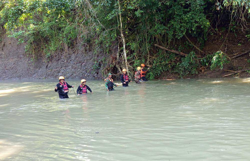 Petani Lansia Hanyut di Sungai Pakkasalo Bone