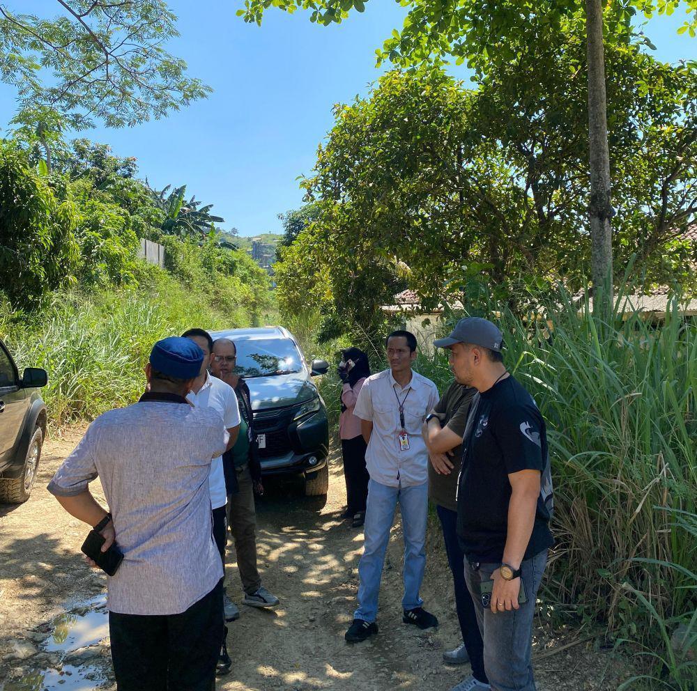Ditreskrimsus Polda Lampung membongkar dugaan aktivitas tambang ilegal dan pengerukan bukit. (Dok. Polda Lampumg).