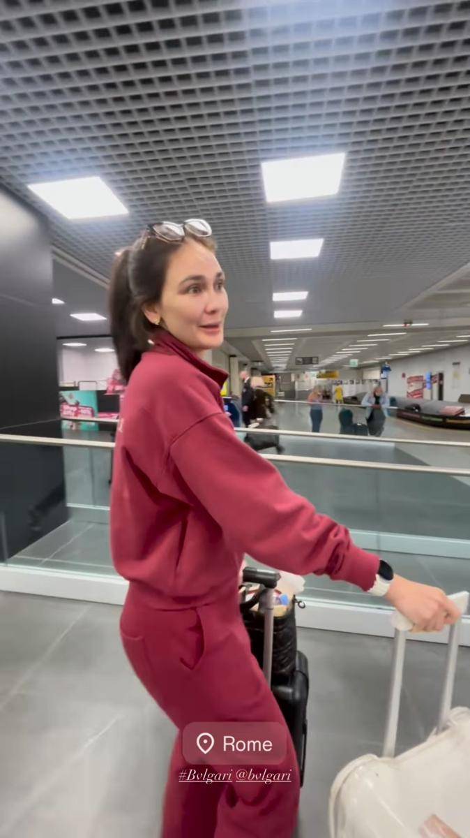 Luna Maya (instagram.com/lunamaya)