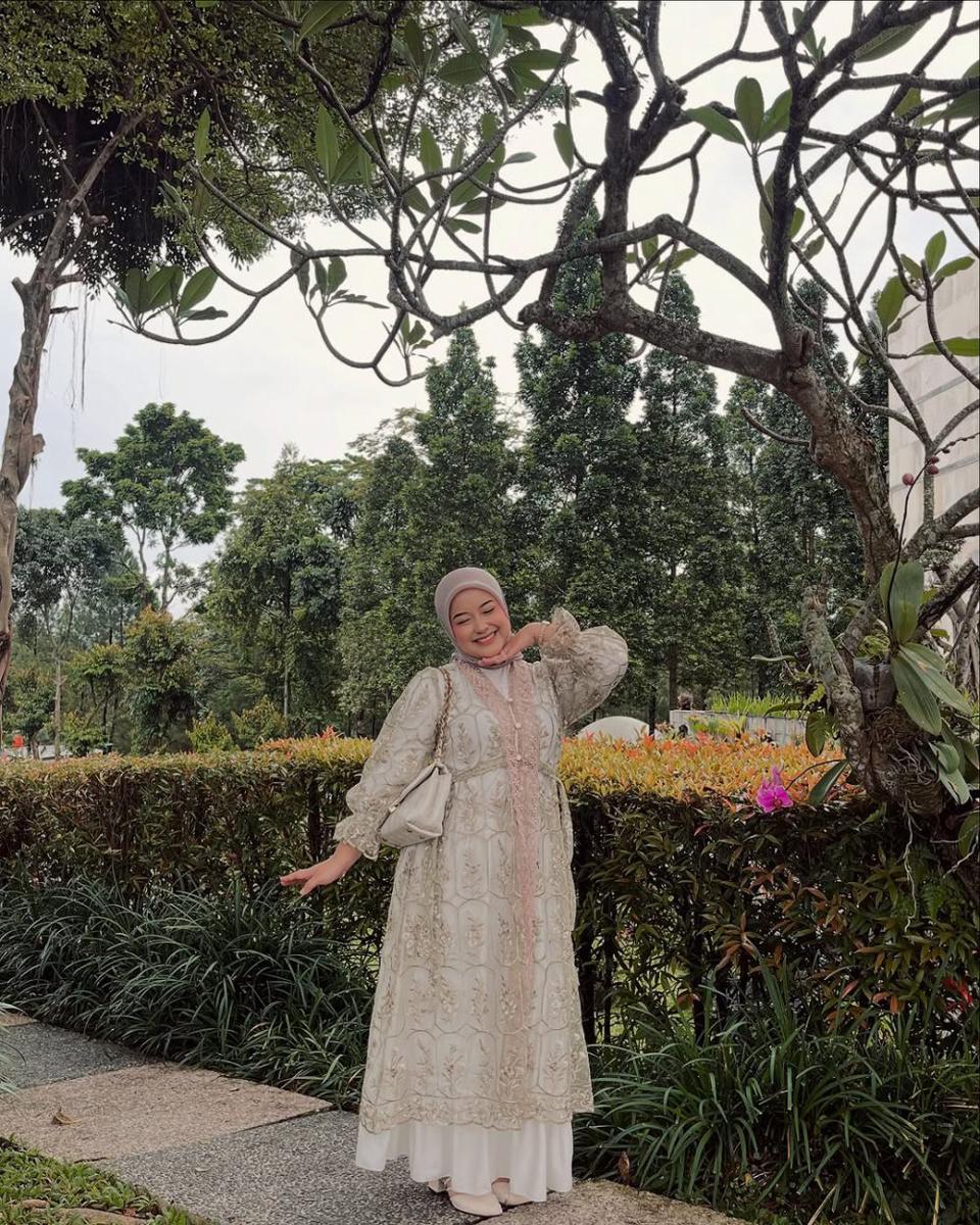 Sahara Zahranie (instagram.com/saharazahranie)