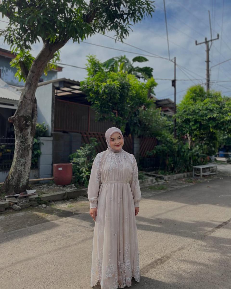 Sahara Zahranie (instagram.com/saharazahranie)