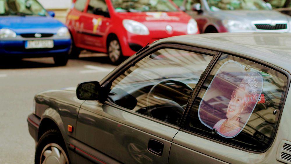 Tips Mencegah Pencurian Barang di Dalam Mobil