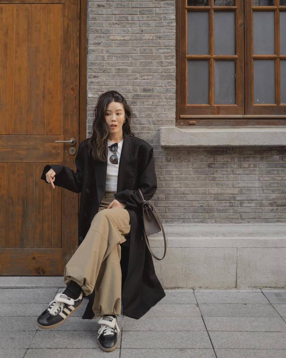 ide mix and match long coat ala Jenny Tsang (instagram.com/tsangtastic)