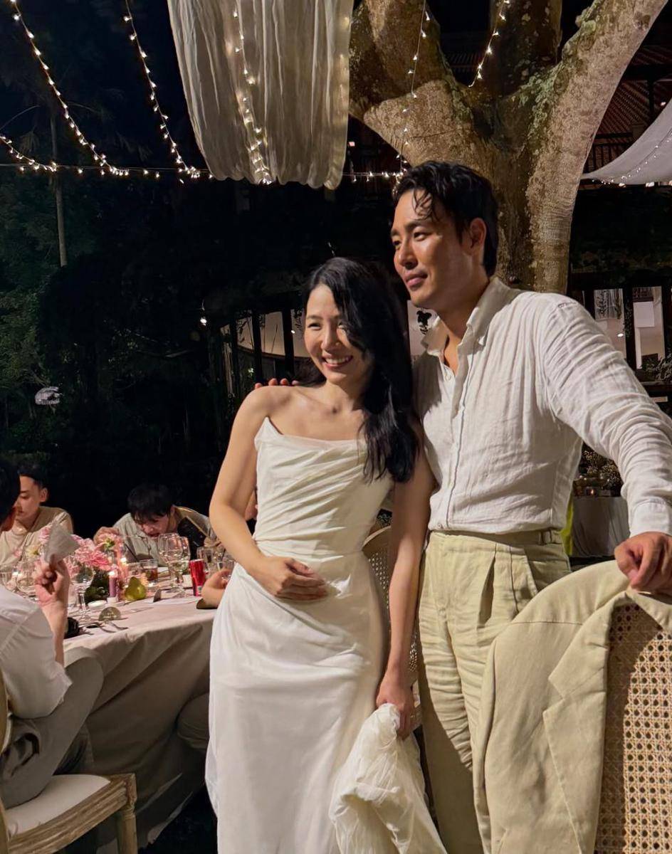 potret Oh Jin Taek Single's Inferno di Bali (instagram.com/timelessbruno)