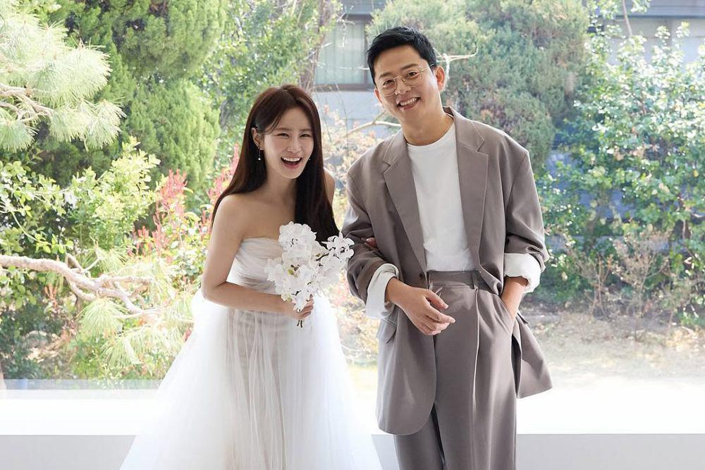 7 Potret Prewedding Kim Jun Ho dan Kim Ji Min, Banyak Konsep!