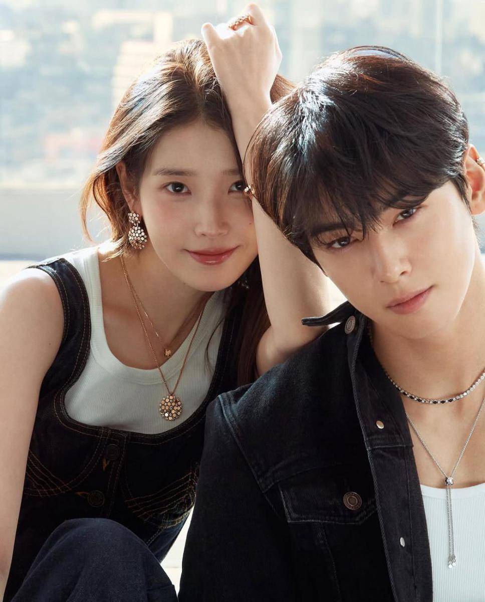potret IU dan Cha Eun Woo (instagram.com/chaumetofficial)