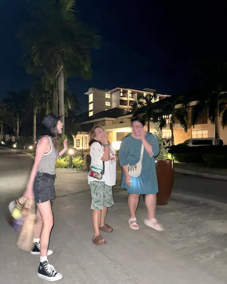 potret Sandara 2NE1 liburan di Filipina (instagram.com/daraxxi)