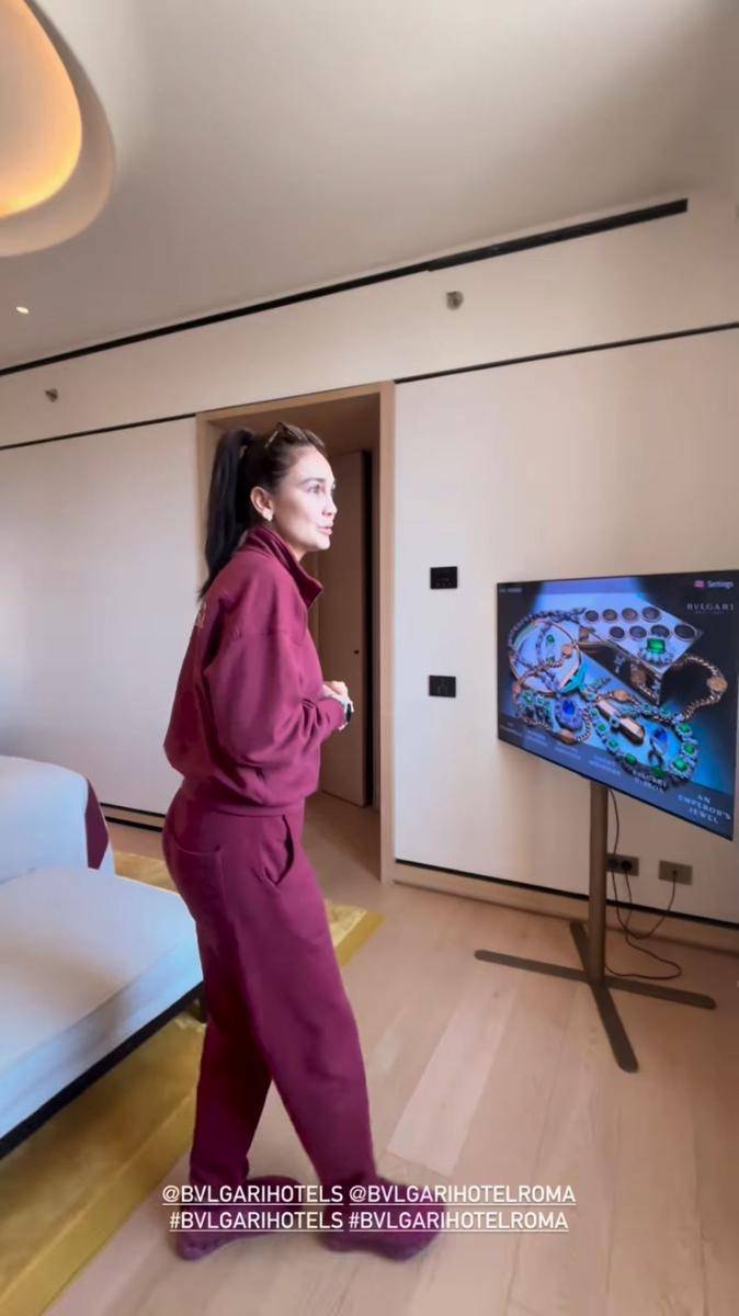 Luna Maya (instagram.com/lunamaya)
