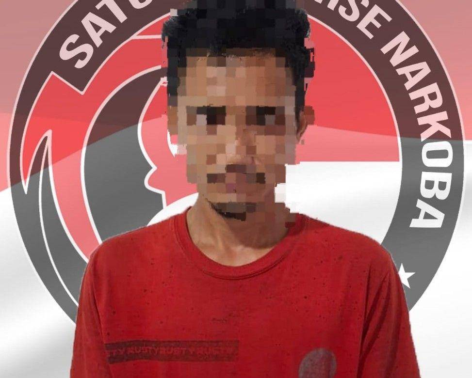 Satresnarkoba Polres PPU berhasil menangkap SW (25), pengedar sabu di Kecamatan Sepaku, yang masuk wilayah Ibu Kota Nusantara. (Dok. Humas Polres PPU)