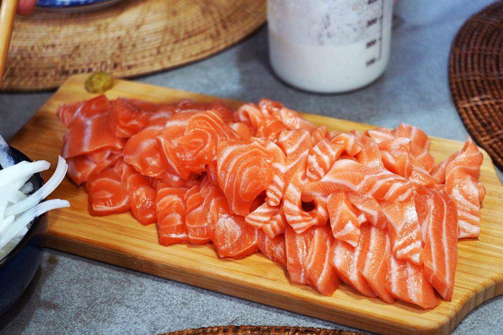 ilustrasi daging ikan salmon (pixabay.com/sungyk)