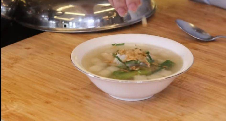 soto ala chef Devina Hermawan (YouTube.com/Devina Hermawan)