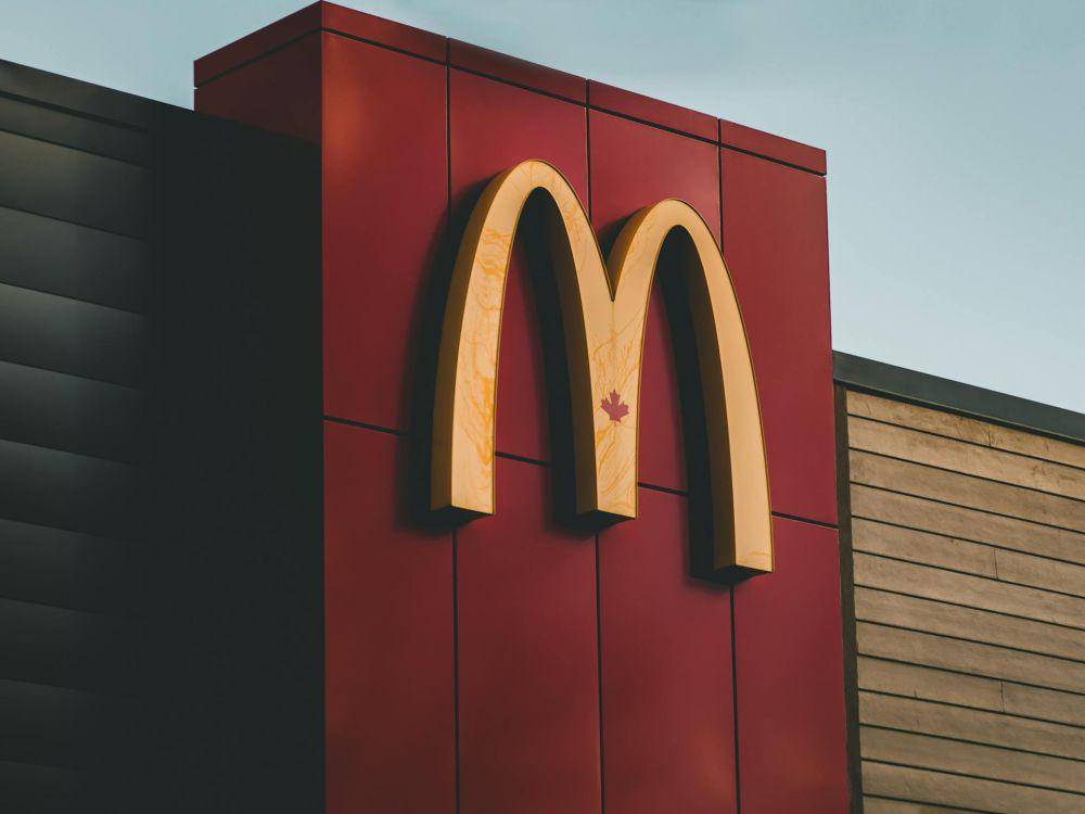 Logo McDonald’s (pexels.com/Jaskeerat Singh)