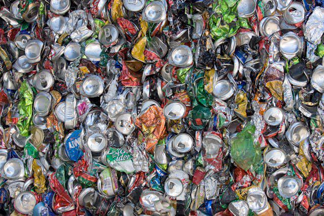 Jangan asal Buang! 5 Cara Kreatif Manfaatkan Sampah Kaleng di Rumah