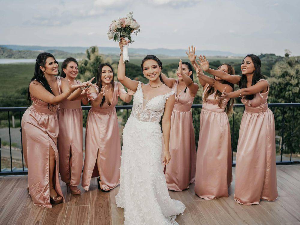 ilustrasi bridesmaid (pexels.com/Iam Luisao)