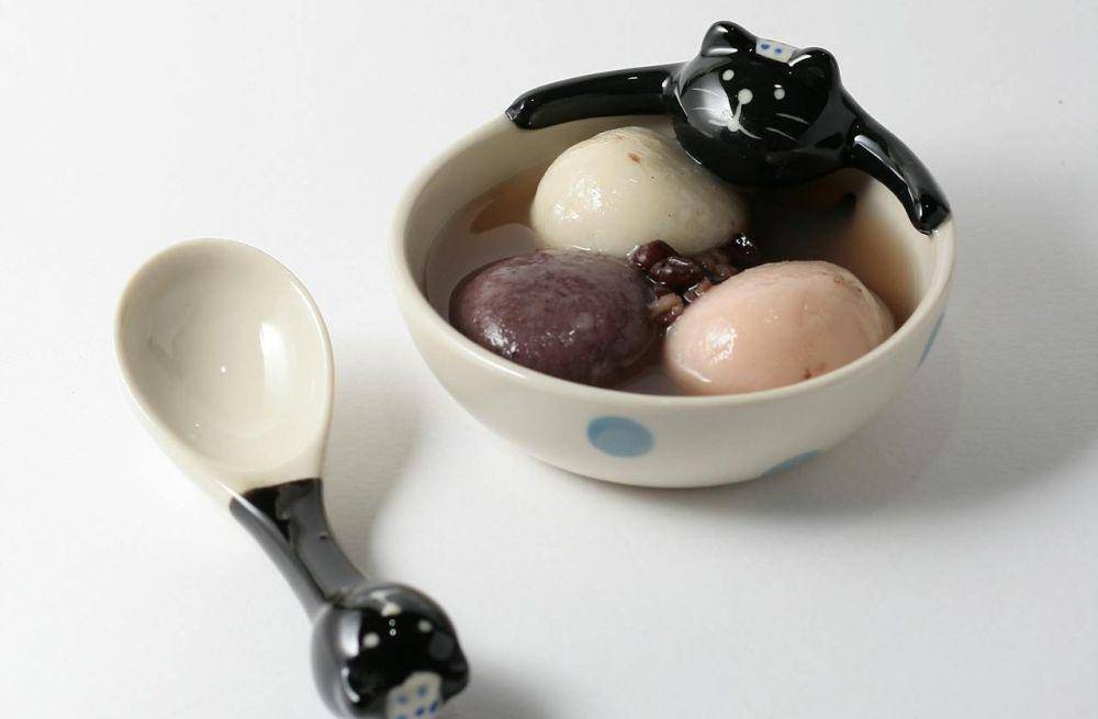 ilustrasi mochi dalam sup (pexels.com/Yi Li)