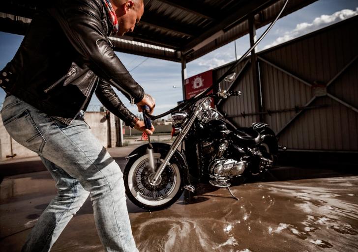 Kenapa Motor Mogok Setelah Dicuci? Ini Penyebabnya