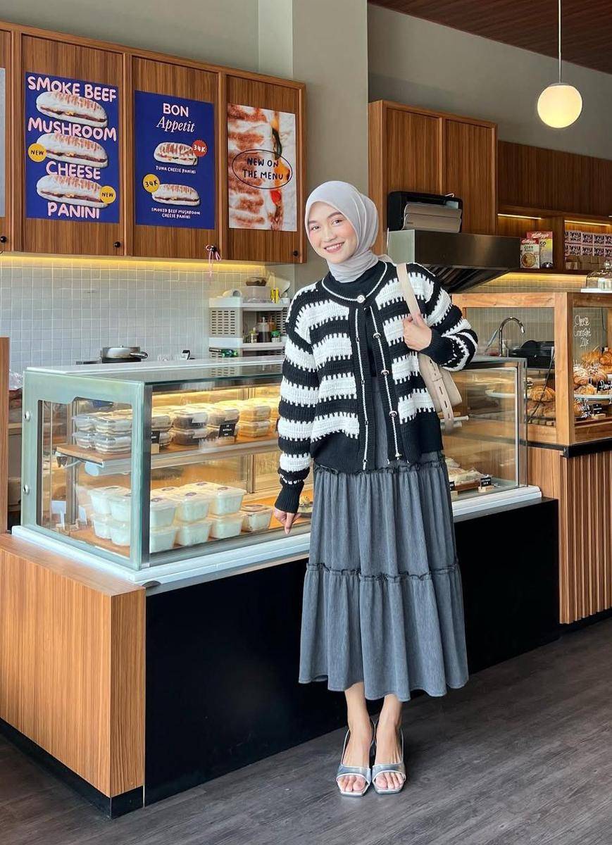 OOTD ala Nurwinda Yuliana (instagram.com/windaalyna)