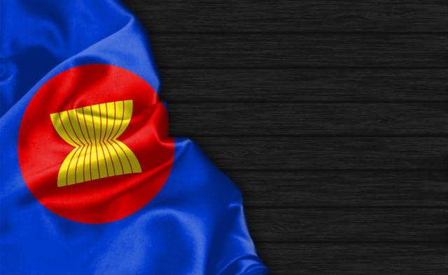 Bendera ASEAN (vecteezy.com/Nur Faidin)