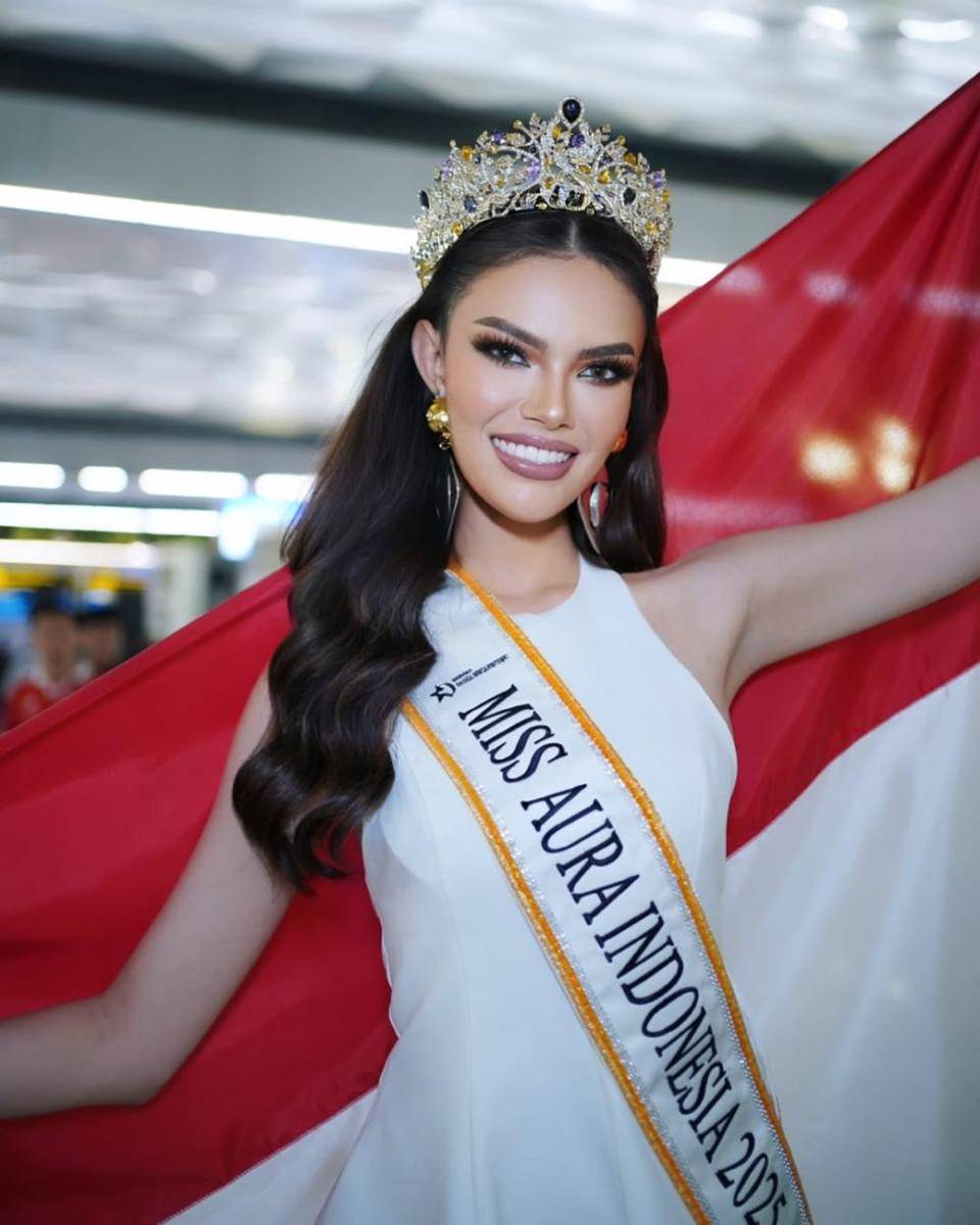 Potret Keberangkatan Ayu Michelle ke Miss Aura International 2025 (Instagram.com/ayumichellee)