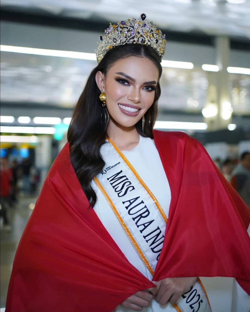 Potret Keberangkatan Ayu Michelle ke Miss Aura International 2025 (Instagram.com/ayumichellee)